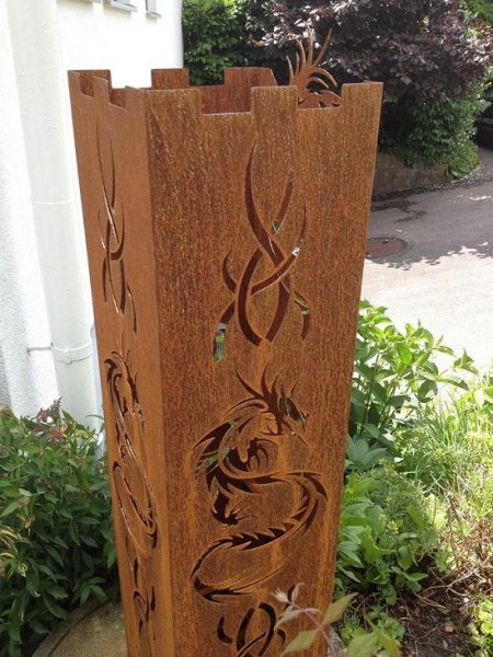 Feuersäule mit Drachen - Motiv