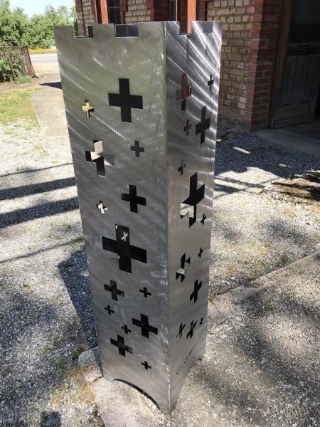 Feuersäule mit Suisse - Motiv