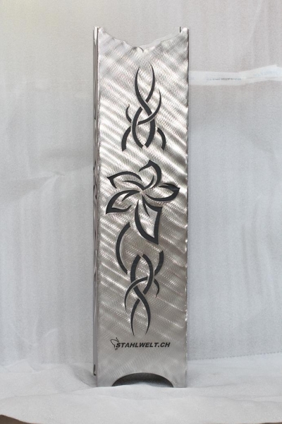 Blumensäule mit Blumenmotiv